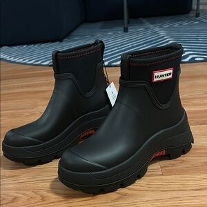 Hunter Women's Eloise Lug Sole Waterproof Neoprene Rain Booties (NWT)